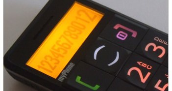 Telefon dla seniora – jak wybrać najlepszy? telefon dla seniora