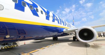 Jakie promocje, zniżki na bilety lotnicze oferuje Ryanair?