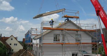 Pale fundamentowe – rodzaje, które popularne w pracach geotechnicznych? budowa domu