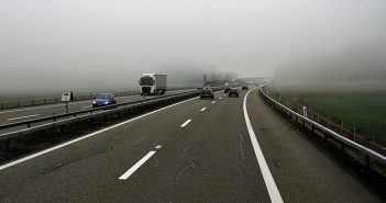 Oznakowanie poziome – rodzaje oznakowania, gdzie spotykamy? Znaki na drodze