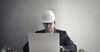 Nadzór BHP – czym jest, kiedy jest wymagany? Inżynier i bezpieczeństwo